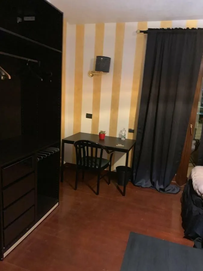 Fiumicino A57 Banano Hotel Italy
